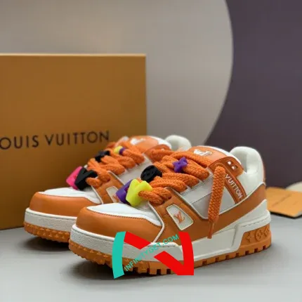 LOUIS VUITTON TRAINER SNEAKERS