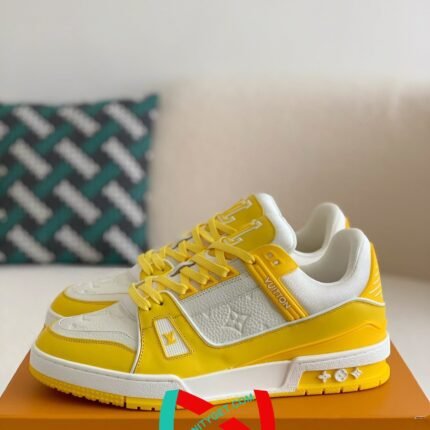 LOUIS VUITTON TRAINER Sneakers