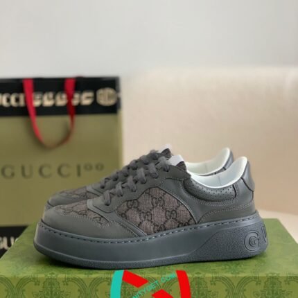 Gucci sneakers Cowhide