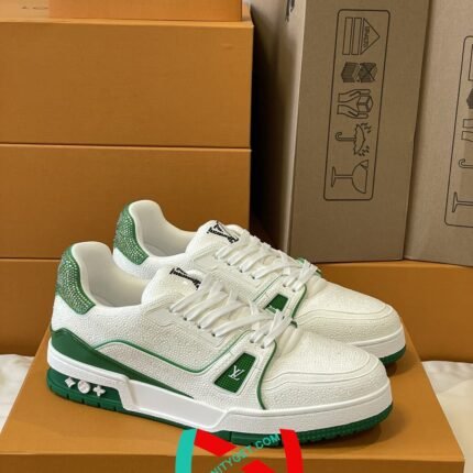 LOUIS VUITTON TRAINER Sneakers