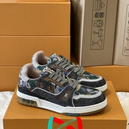 LOUIS VUITTON TRAINER Sneakers