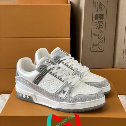 LOUIS VUITTON TRAINER Sneakers