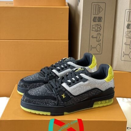 LOUIS VUITTON TRAINER Sneakers