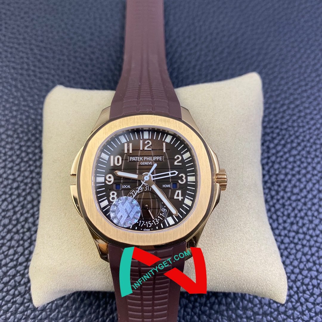 Patek Philippe Aquanaut Traveler 5164A